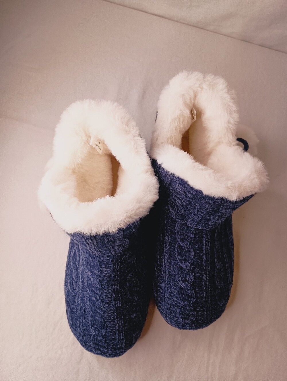 Women's Size 8 Cozy Navy Chenille Slipper Boots - Picture 8 of 8